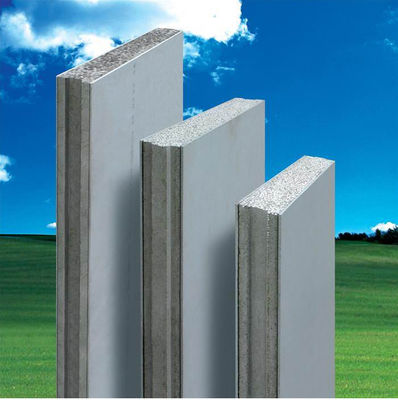 Strukturmaterial aus Stahl gegen Biegen
