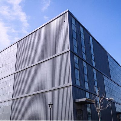 Q355 Leichtstahlkonstruktion Lagerhaus Vorgefertigtes geschweißtes Gebäude