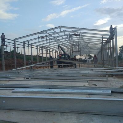 Industrielle Viehzucht Stahlkonstruktion Bauernhof Haus Verwendung Farbplatten