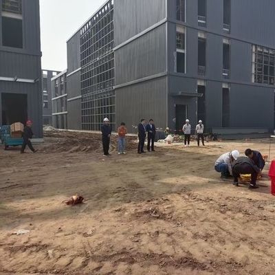 Q355B Stahlrahmen mehrstöckiges Bürogebäude
