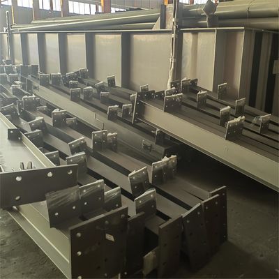 Vorgefertigtes Stahlhallengebäude mit EPS-Isolierung und Schiebetüren